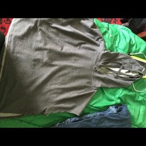 Sleeveless running hoodie